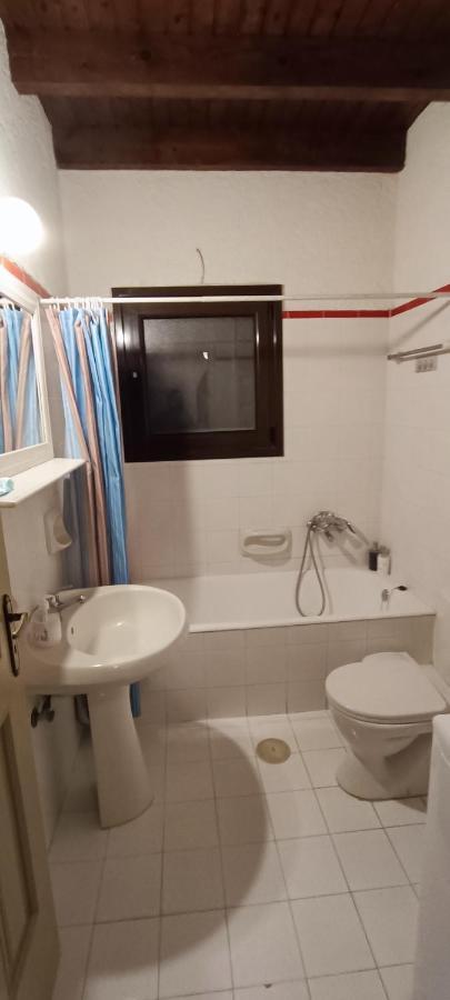 Sunhouse Vrachati Bagian luar foto