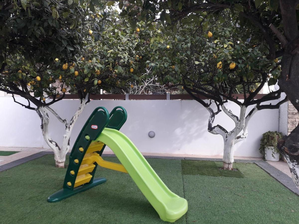 Sunhouse Vrachati Bagian luar foto