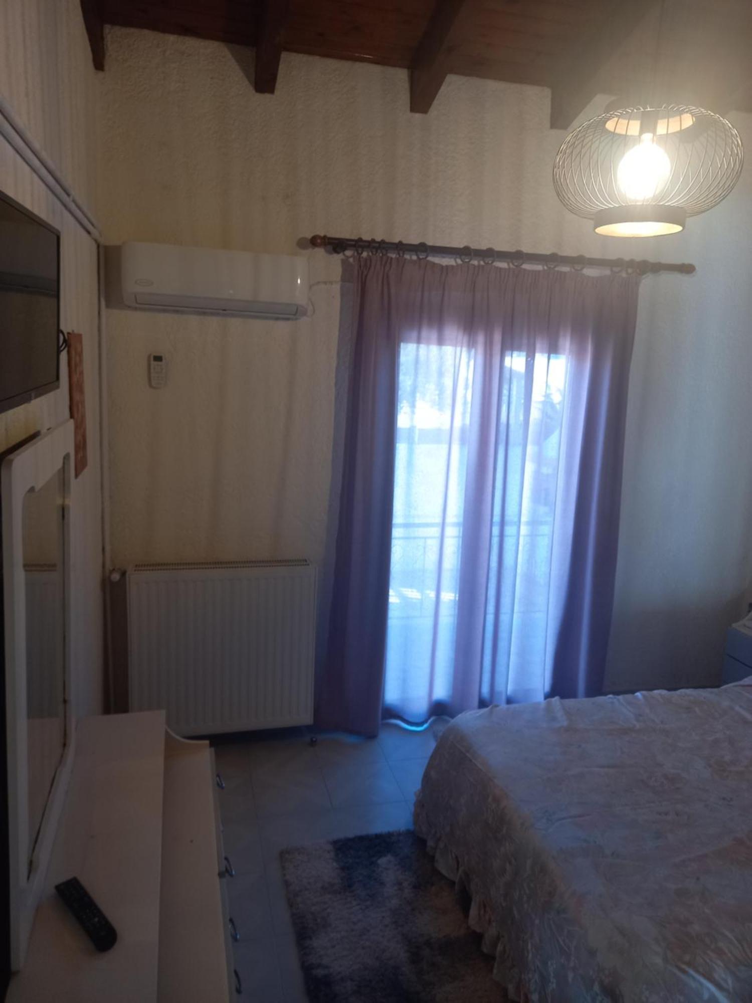 Sunhouse Vrachati Bagian luar foto